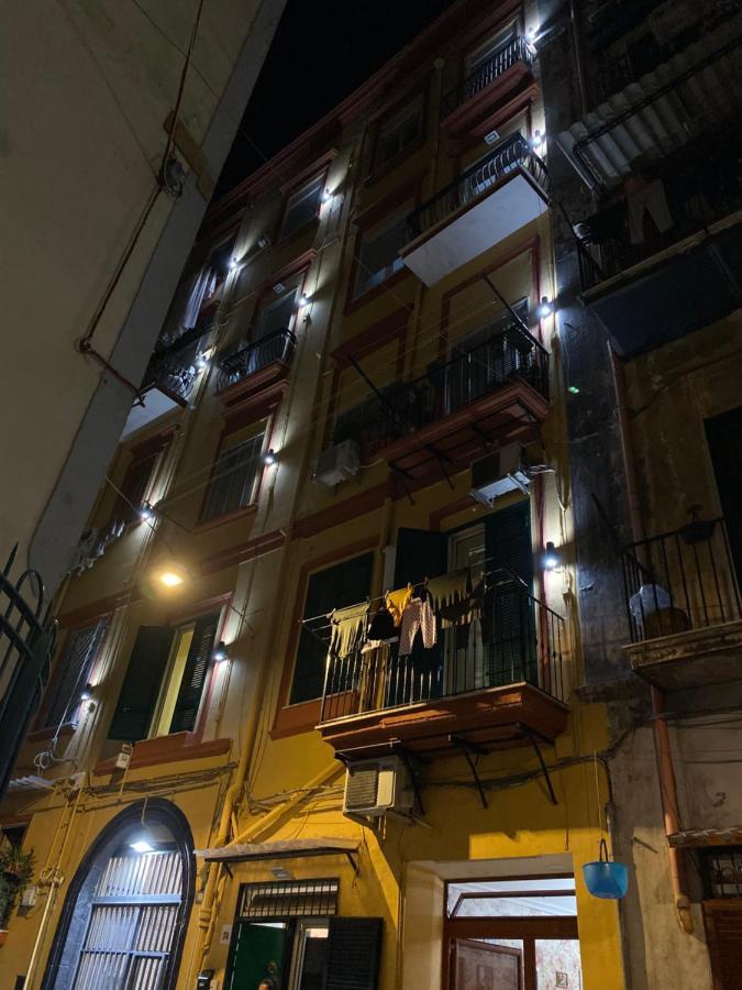 مبيت وإفطار نابولي Casa Franzese المظهر الخارجي الصورة
